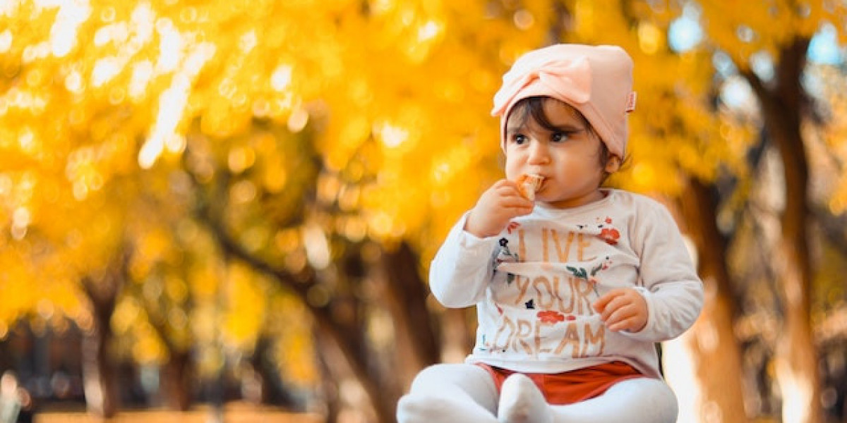 12 Aylık Bebek Gelişimi? 12 Aylık Bebek Gelişimini Nasıl Desteklerim?